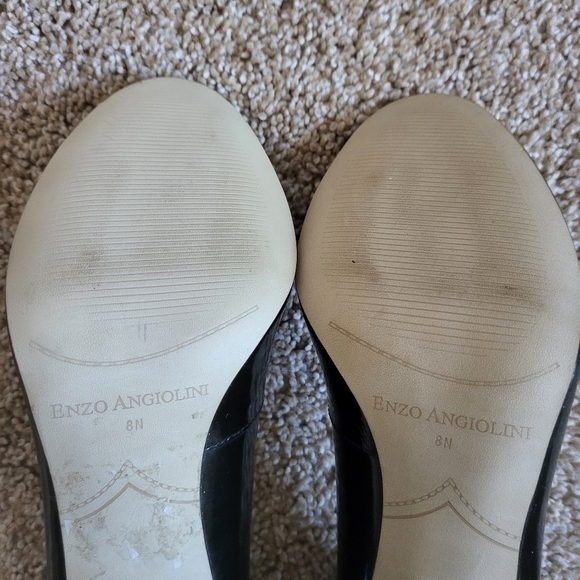 🌻SALE🌻 GUC ENZO ANGIOLINI GENUINE PATENT LEATHER HEELS - Picture 7 of 11